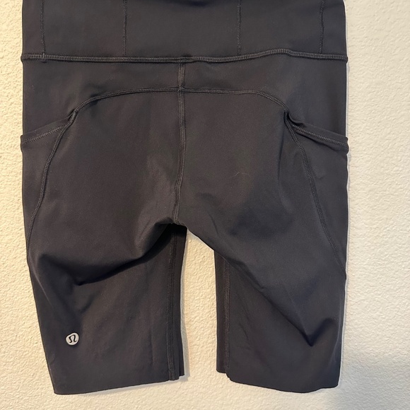 Lululemon Fast & Free Biker Shorts size 4 Black - Picture 3 of 4